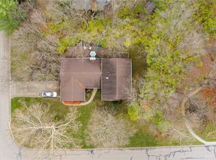 2464 Beechknoll Point, Dayton, OH 45458