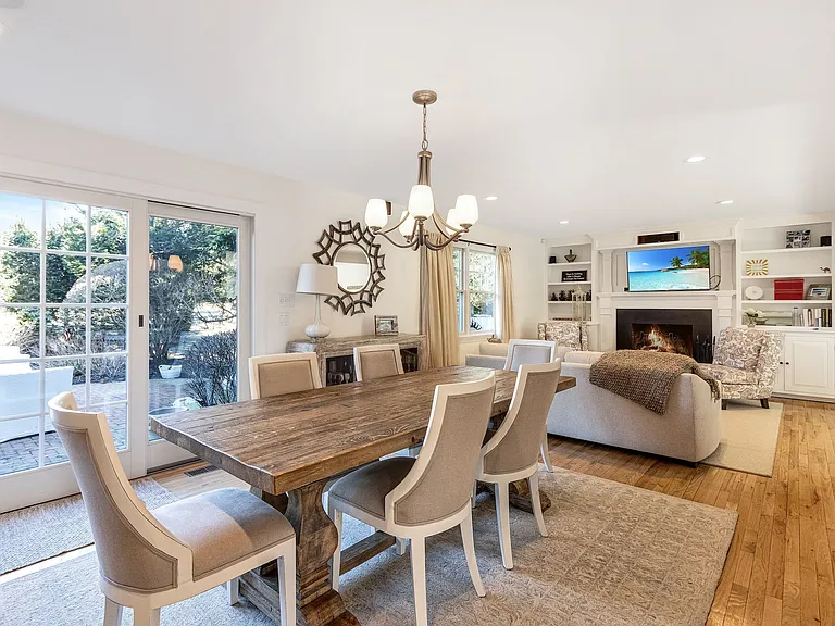 435 Luptons Point Rd — Photo 8