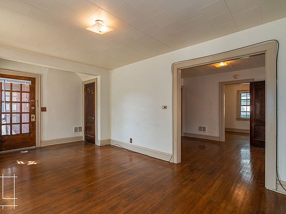 3rd image of 328-330 Clinton St #D