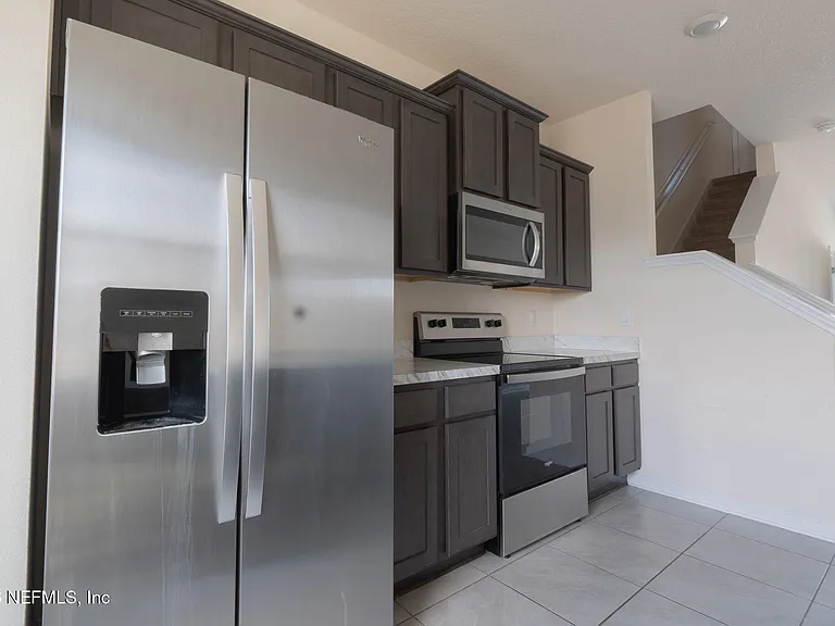 513 Spanish Oaks Way — Photo 7