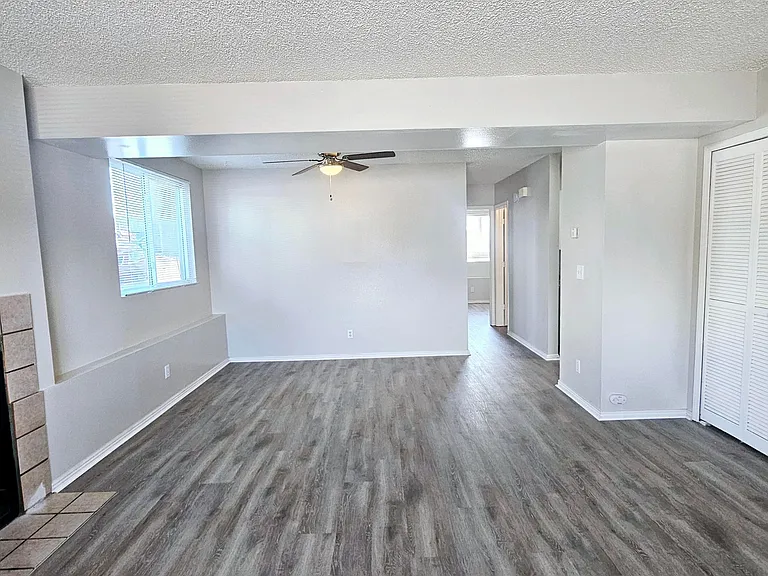 1835 Zebulon Dr #B — Photo 34