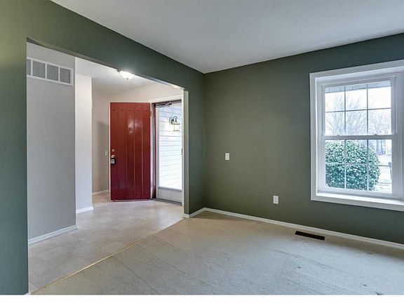 2nd image of 11732 Summerwood Dr
