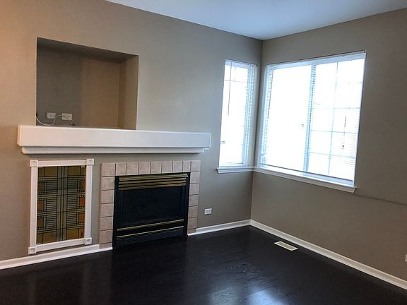 4th image of 22 W Briarwood Dr