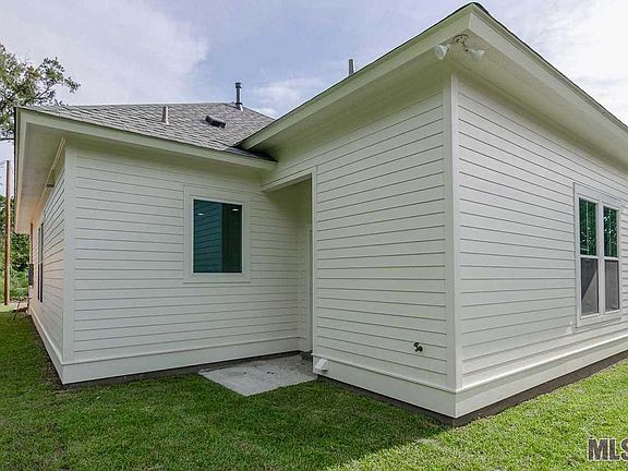 2nd image of 634 W Grant St