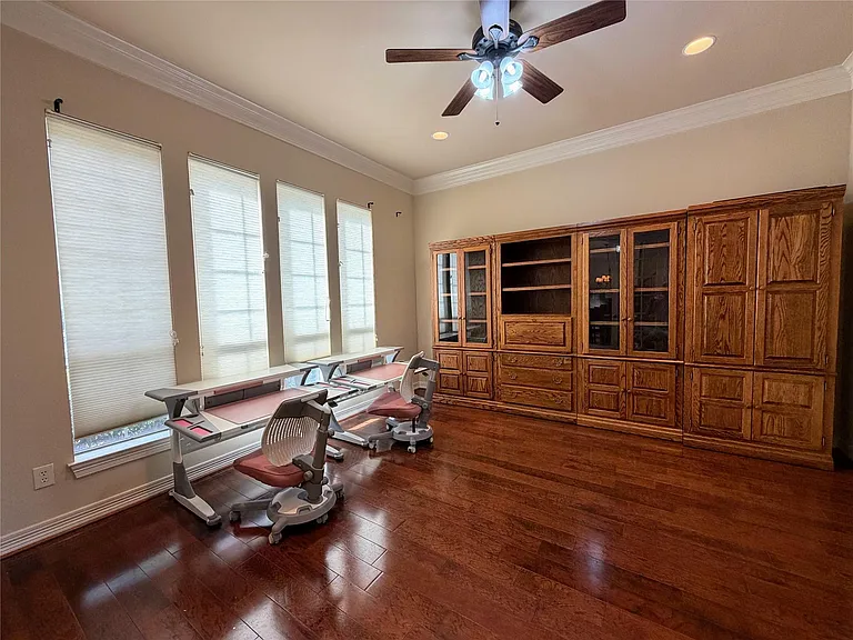 4702 Payton Chase Ln — Photo 10