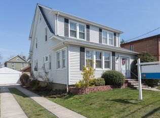 11925 9th Ave, Flushing, NY