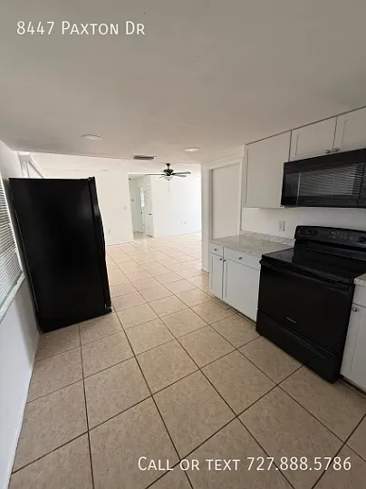8447 Paxton Dr — Photo 45