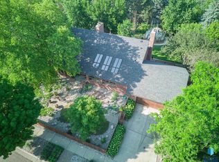 504 E Plum Creek Rd, Sioux Falls, SD 57105