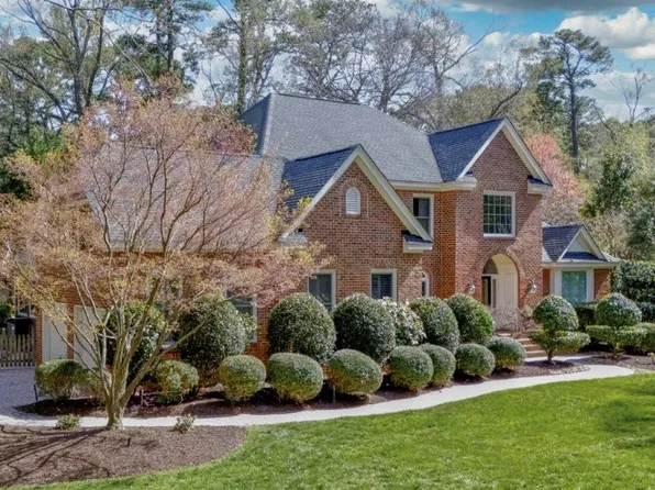 1513 W Little Neck Rd, Virginia Beach, VA 23452