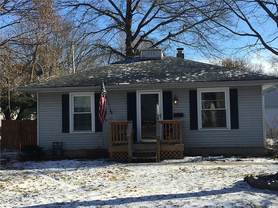 1st image of 7043 Caroline Ave