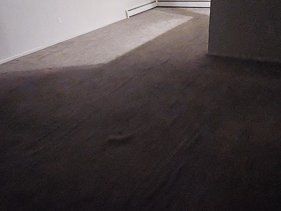 3rd image of 874 E Meadow Ave