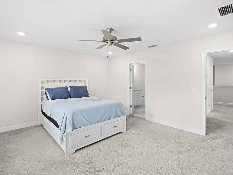 692 NE Turtleback Trl — Photo 25