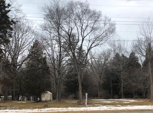 13538 Red Arrow Hwy, Sawyer, MI 49125