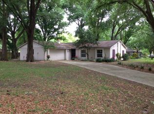 15604 Almondwood Dr, Tampa, FL 33613