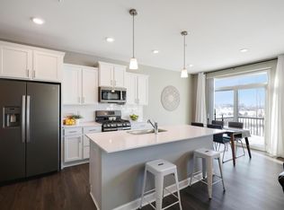 1759 Emerson Ct, Chaska, MN 55318