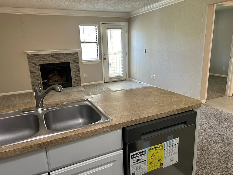 100 Fairway Park Blvd #1910 — Photo 2