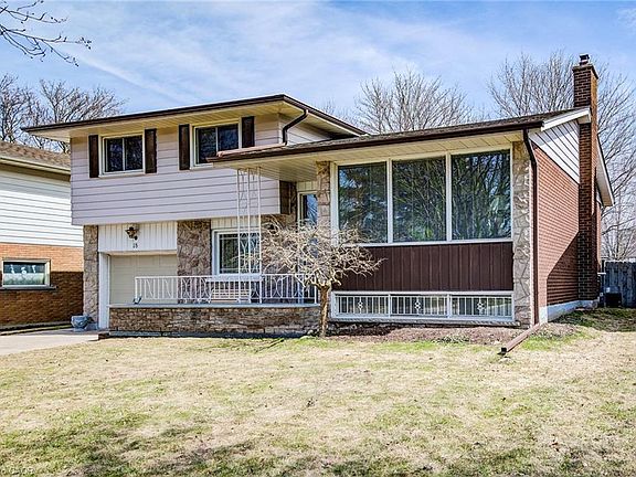 2nd image of 18 Champlain Cres