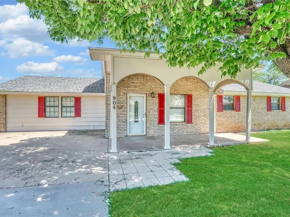 904 S Ohio St, Hobart, OK 73651