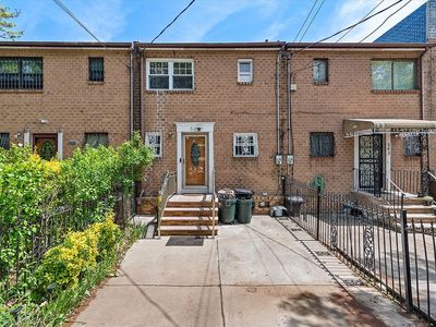 561 Powell St, Brooklyn, NY, 11212