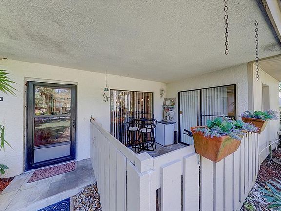 3rd image of 620 S Woodlands Dr