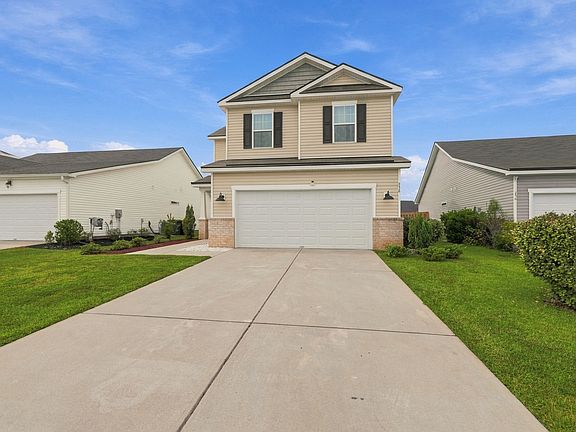 2nd image of 258 Lakepointe Dr
