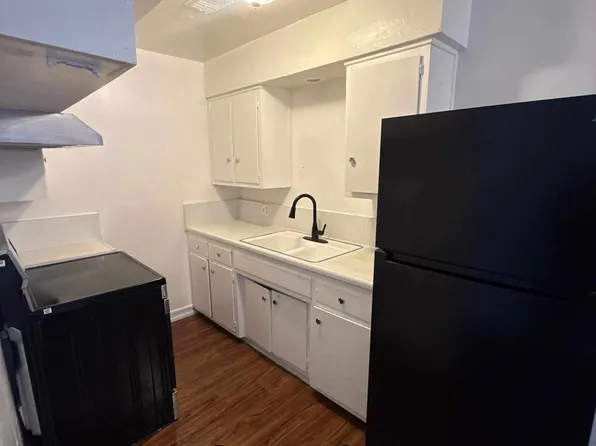 1509 Mount Vernon Ave APT E, Bakersfield, CA 93306