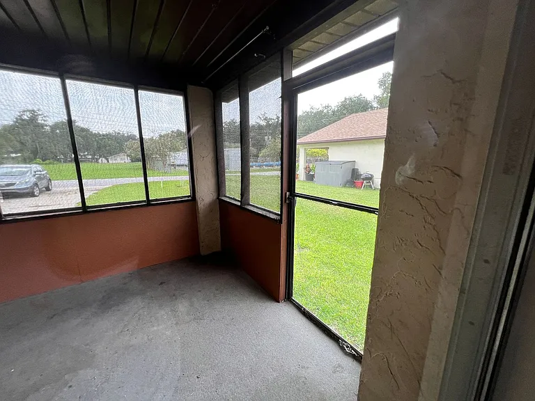 4608 Sandy Ln — Photo 13