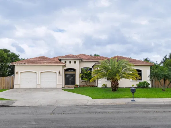 32007 SW 207th Ave, Homestead, FL 33030