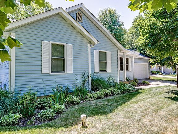 4th image of 50614 Regina Way