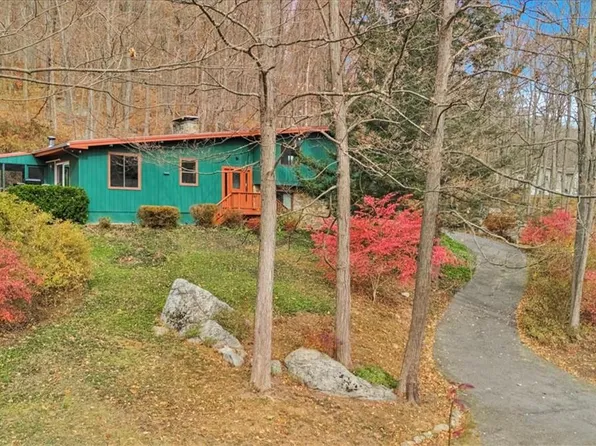 659 Peekskill Hollow Road, Putnam Valley, NY 10579