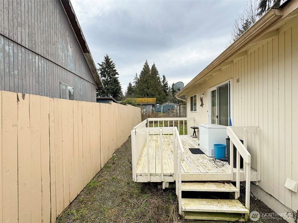2234 E 7th Street, Port Angeles, WA 98362