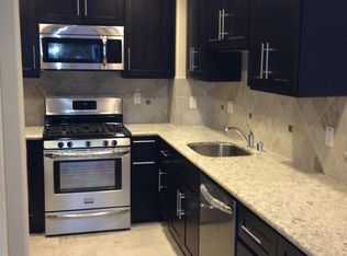 887 N P St, Livermore, CA 94551