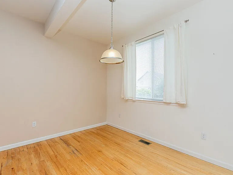 2756 Sage Creek Rd — Photo 6