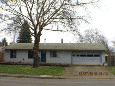 946 S R St, Cottage Grove, OR, 97424