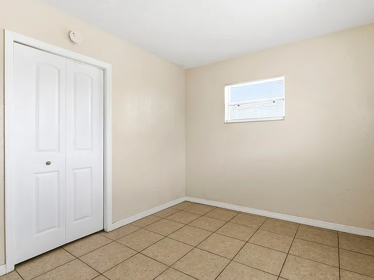 1799 Russell St S #3 — Photo 17