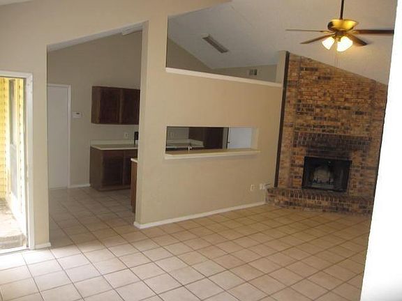 2nd image of 1755 Carrington Dr