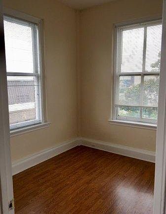 2nd image of 116 E Franklin St APT 606