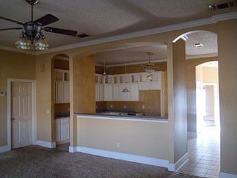 3rd image of 125 Canterbury Dr