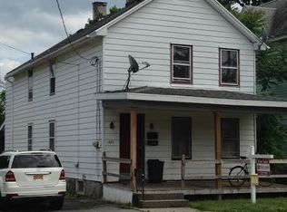 1370 3rd St, Rensselaer, NY 12144