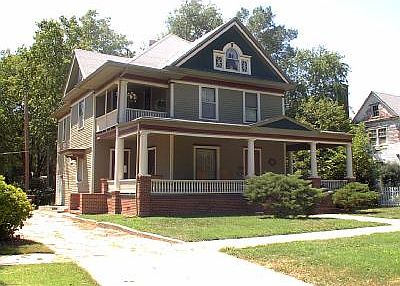 1st image of 512 N Spruce St