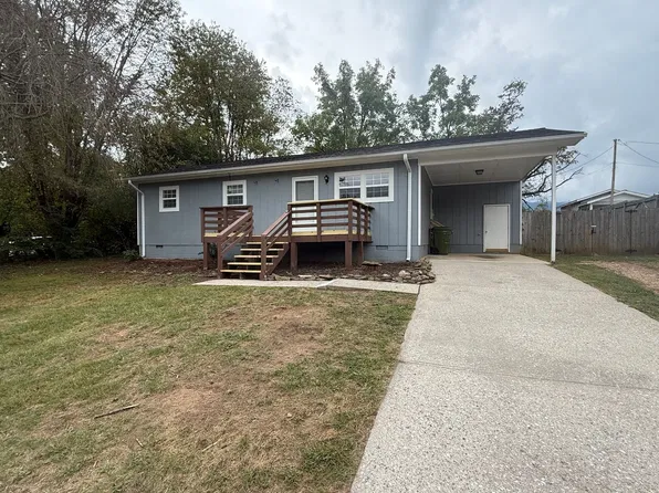 95 Moore St, Andrews, NC 28901