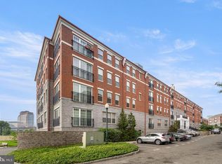 700 Commodore Ct UNIT 2727, Philadelphia, PA 19146