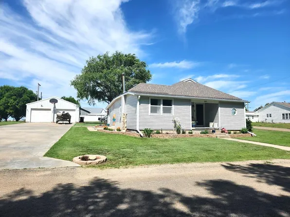 217 N Center St, Glen Elder, KS 67446