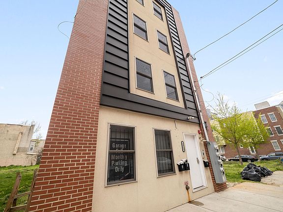 3rd image of 1515 W Oxford St #6