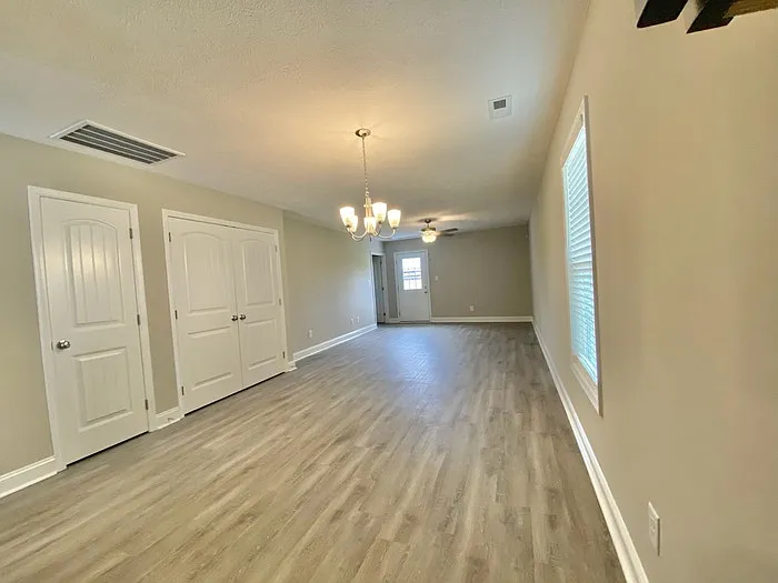 110 Pinecrest Cir W #B — Photo 9