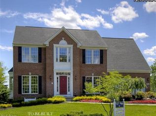 8885 Chinaberry Cir N, Macedonia, OH 44056