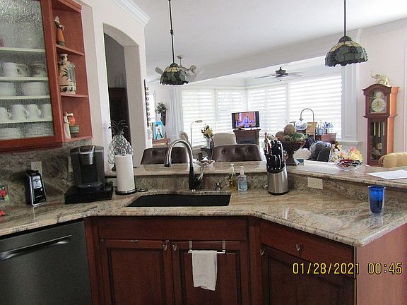 Black stainless appliances