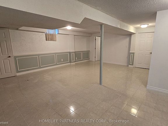 5th image of 10 Glenvilla Rd