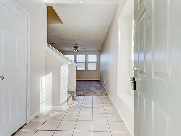3rd image of 15902 Langhamwood Ln
