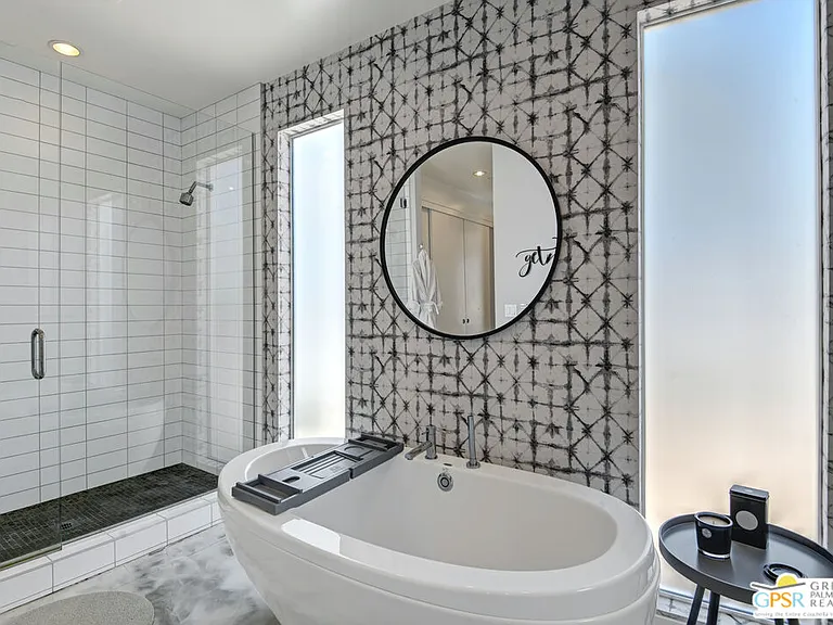 949 Bernardi Ln — Photo 17